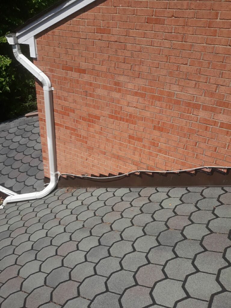 Colbert Roofing New Shingle Roof & Step Flashing